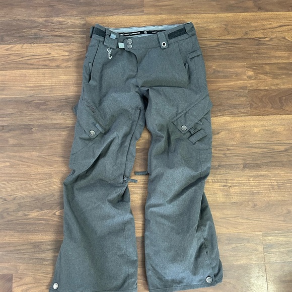686 smarty cargo snowboard/ski pants - Picture 1 of 6